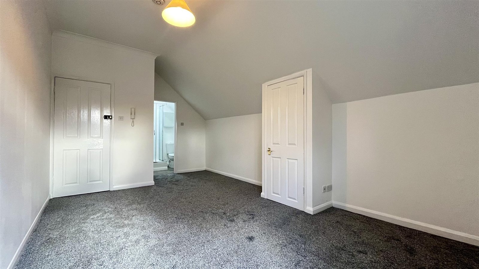 Stanley Road, Sutton