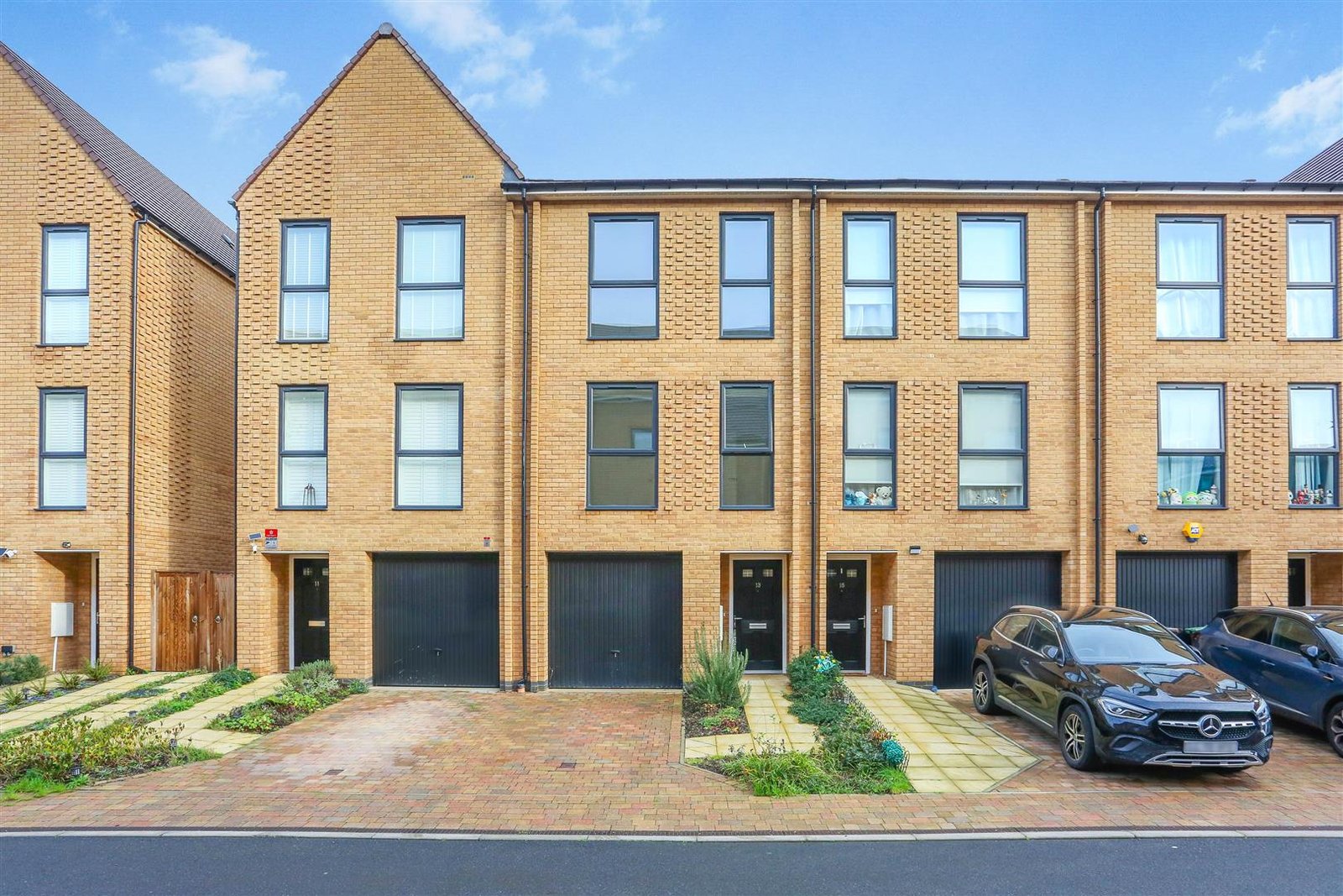 Calico Avenue, Wallington