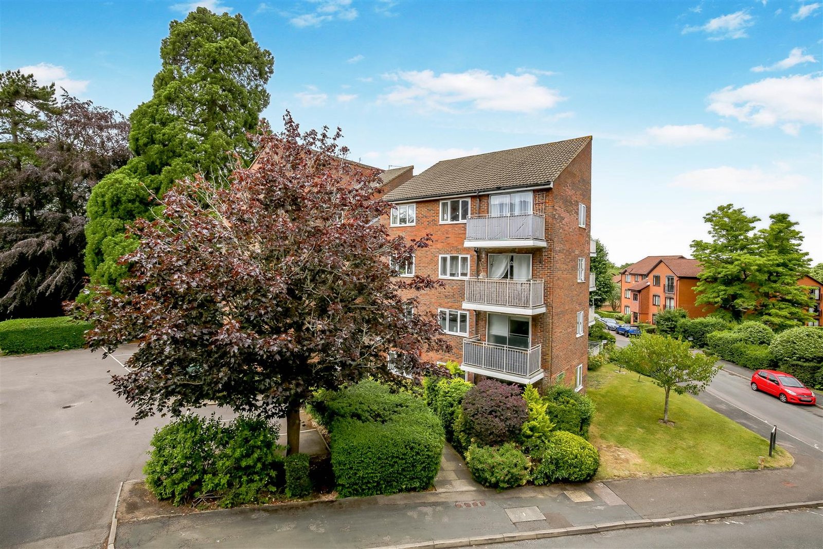 Basing Road, Banstead