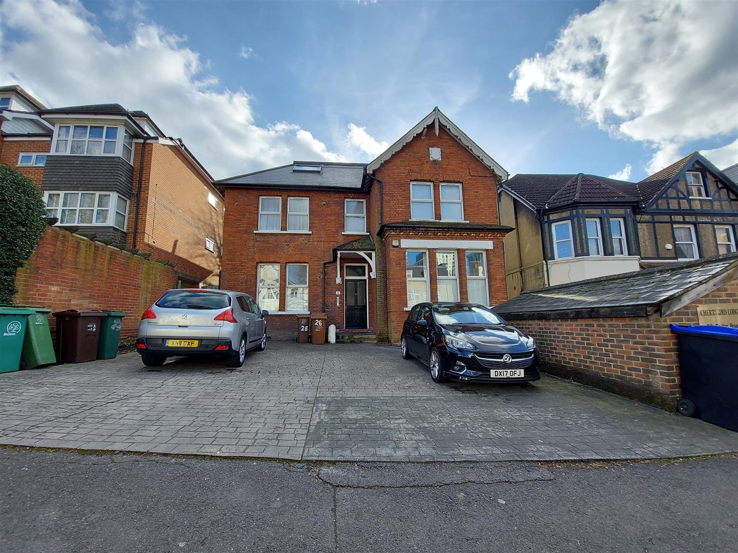 Cedar Road, Sutton