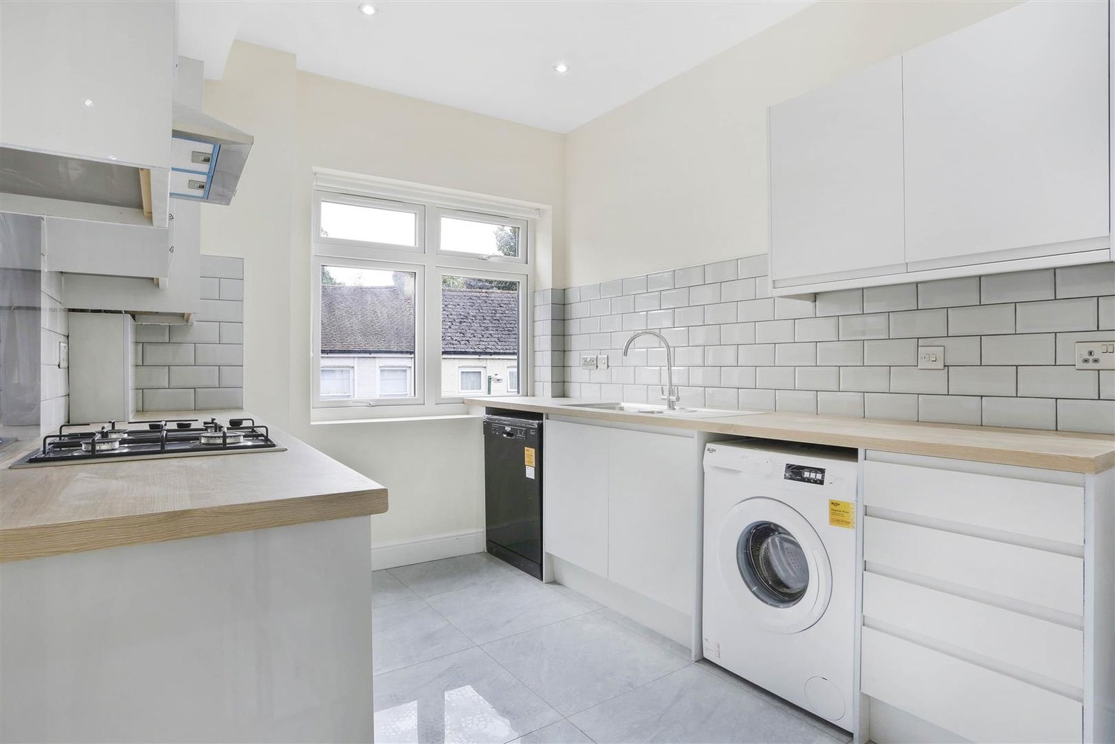 Westmead Road, Sutton